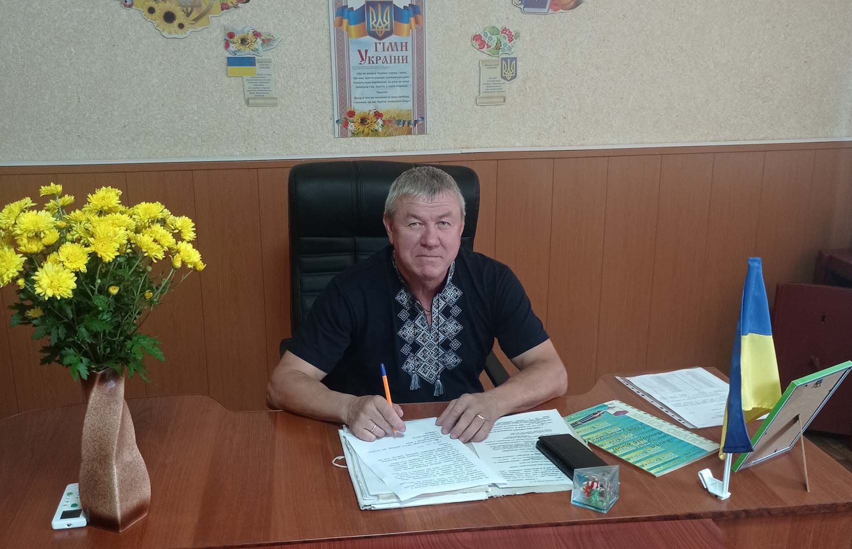 Глибинка тримає свій мирний стрій